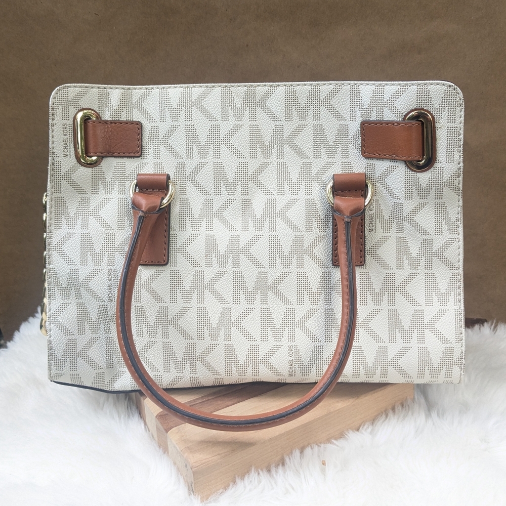 Michael Kors Hamilton Satchel Bag - Picture 4 of 6